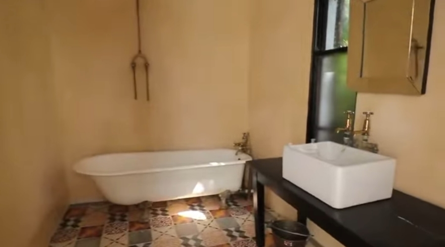 8 Bedroom Property for Sale in Hopefield Western Cape
